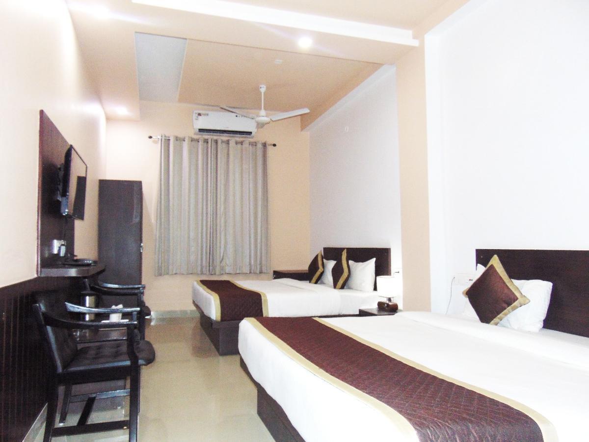 Makrana Raj Hotel Sikar Luaran gambar